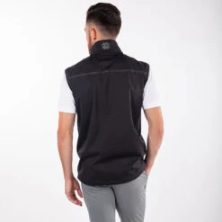 Galvin Green Lion Interface-1 Golf Wind Vest 13 Galvin Green Lion Interface-1 Golf Wind Vest -Golf Apparel Shop Galvin Green SS22 Lion Full Zip Windproof Bodywarmer G122477 Code WTGAL193 M Black model 3