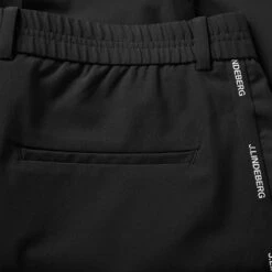 J.Lindeberg Stuart Stripe Golf Shorts -Golf Apparel Shop J.Lindeberg SS22 Stuart Stripe Golf Shorts GMPA05577 9999 Code TSLIN012 34 W Black detail