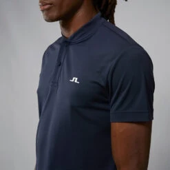 J.Lindeberg Bode Golf Polo Shirt -Golf Apparel Shop J.Lindeberg GMJT06478 6855 M Bode Regular Fit Polo SHLIN162 JL Navy Model 2